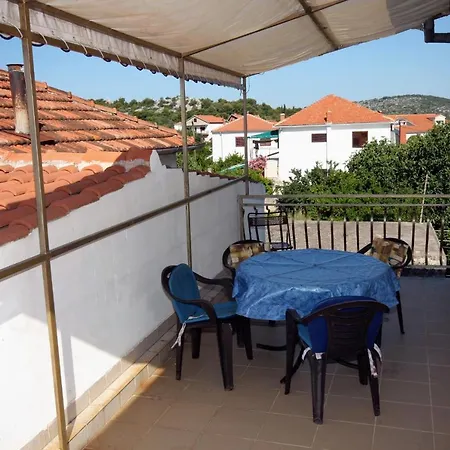 Apartments By The Sea Jezera, Murter - 5074 Apartment *