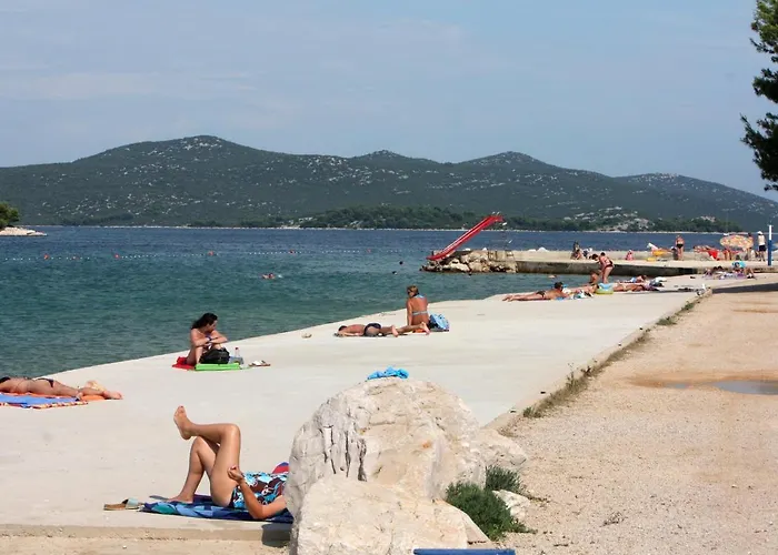 Apartments By The Sea Jezera, Murter - 5074 Jezera