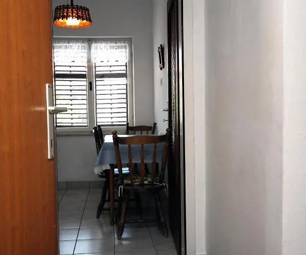 Apartman Apartments By The Sea Jezera, Murter - 5074